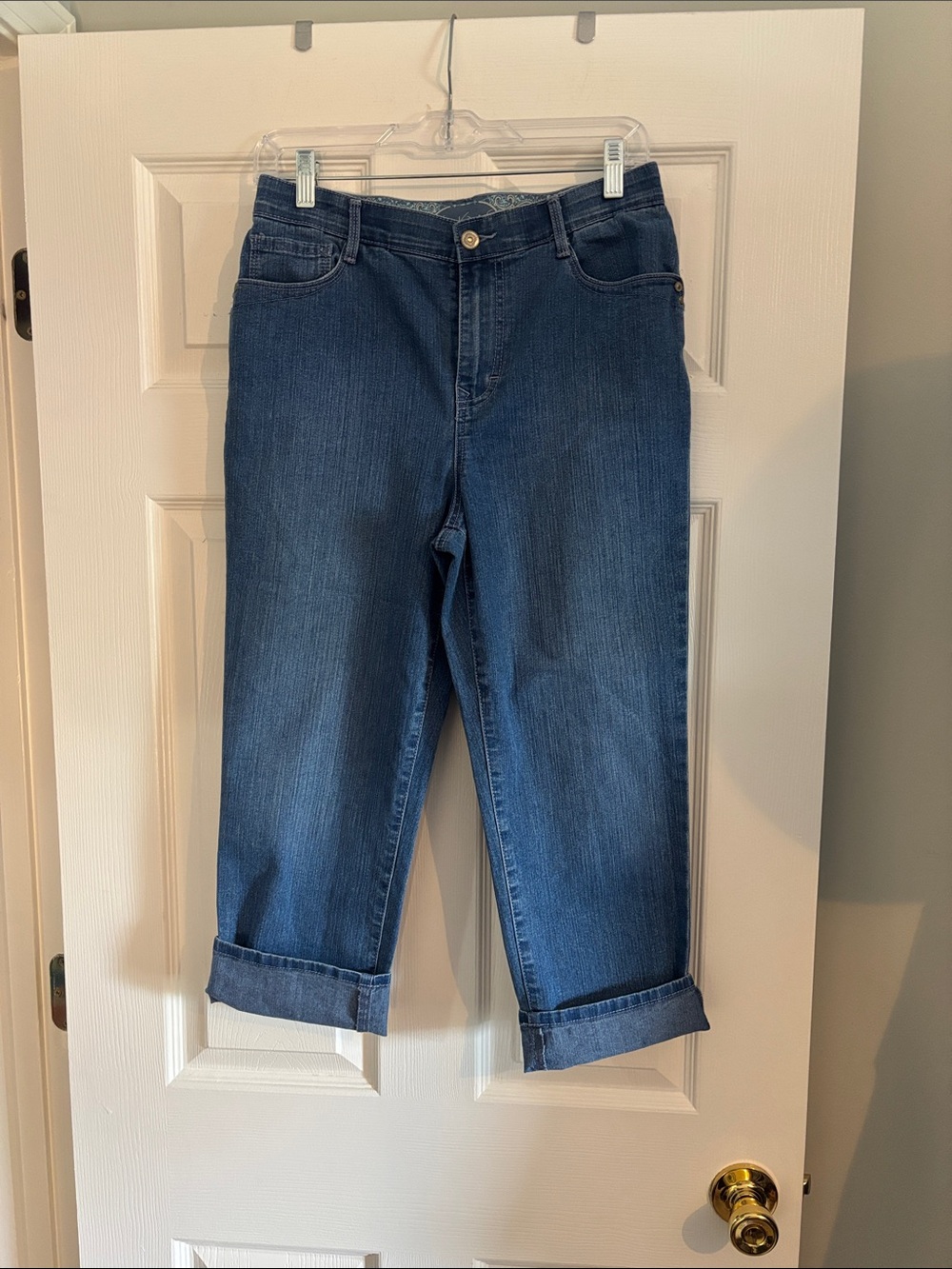 Classic Midwash Blue Women’s Crops - Comfortable Everyday Fit